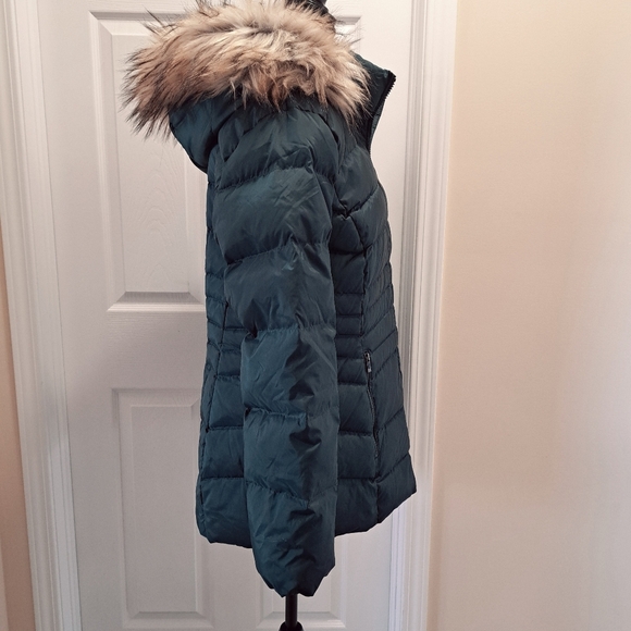 Calvin Klein Blue Puffer Jacket with Faux Fur Hood - Picture 2 of 13